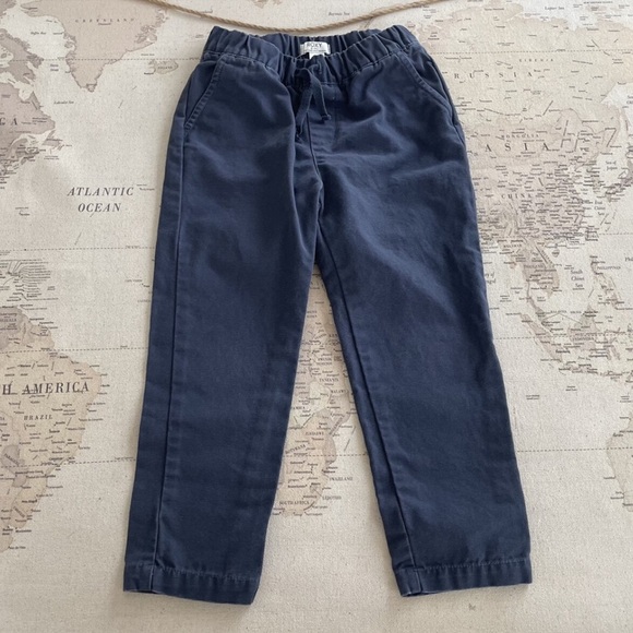 ROXY Girl Canvas Pull On Navy Pants
Size 6 - Picture 1 of 5